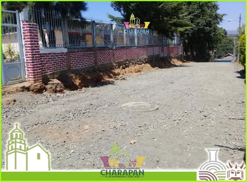 EL GOBIERNO MUNICIPAL DE CHARAPAN, REALIZA OBRAS EN OCUMICHO